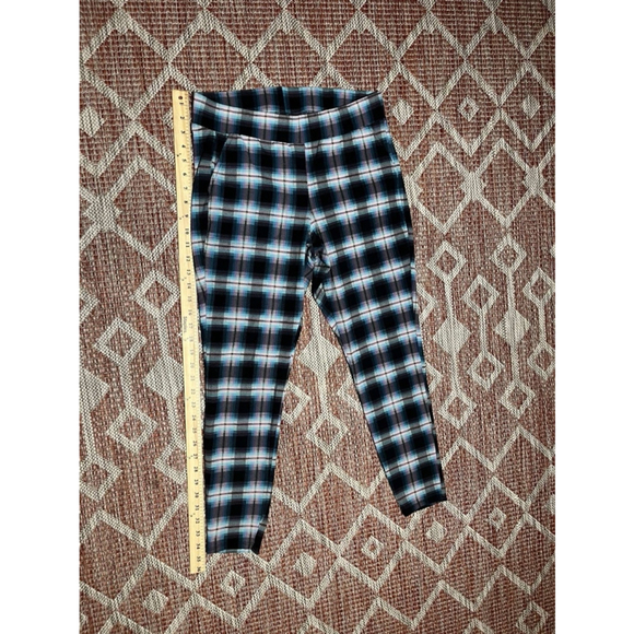 Torrid Plaid Legging w/ pockets - Picture 2 of 6